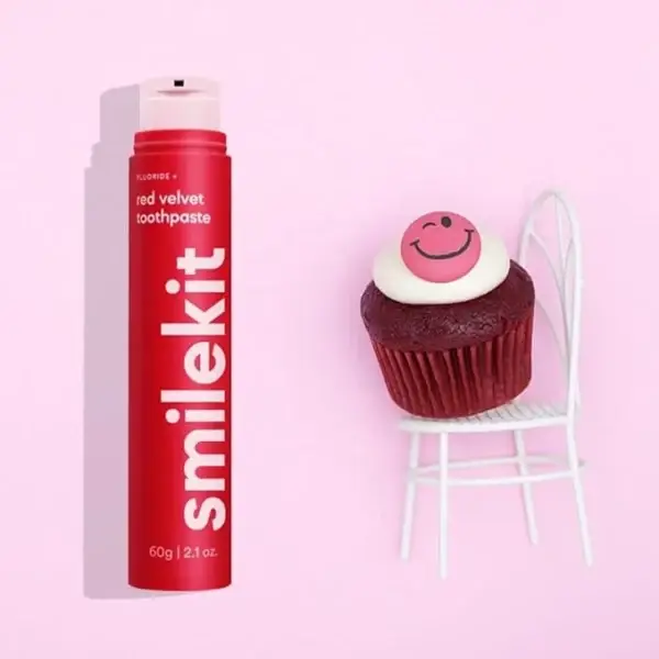 جيل تبييض الاسنان بالريد فيلفيد SMILE RED VELVET